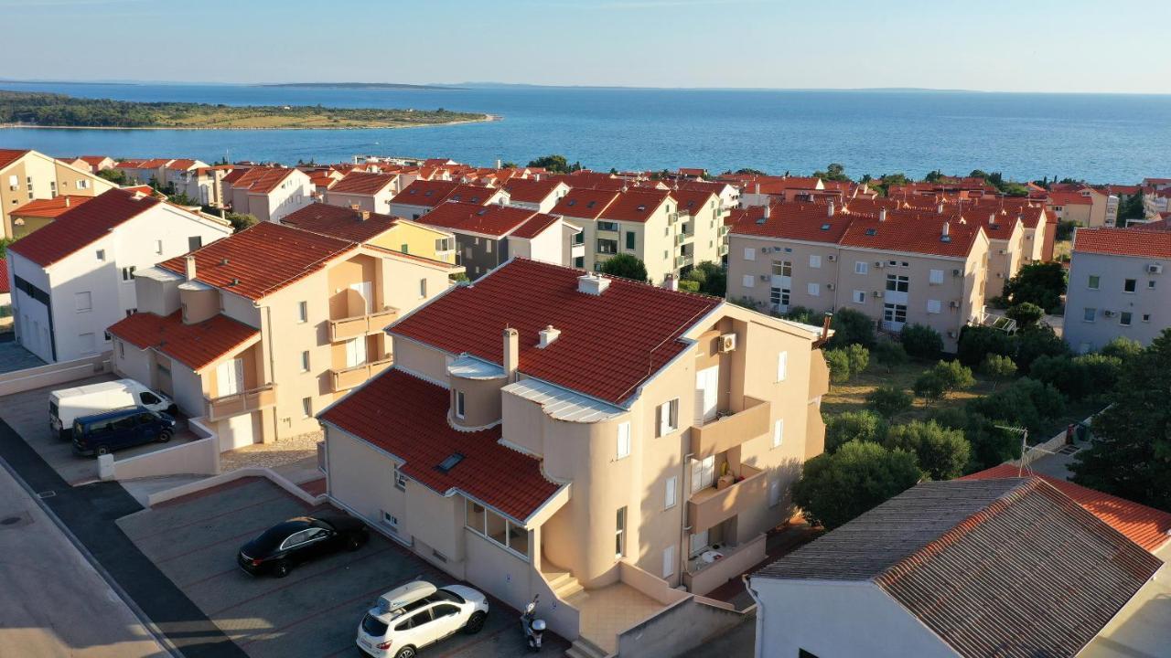 Apartments Tomy Novalja Dış mekan fotoğraf