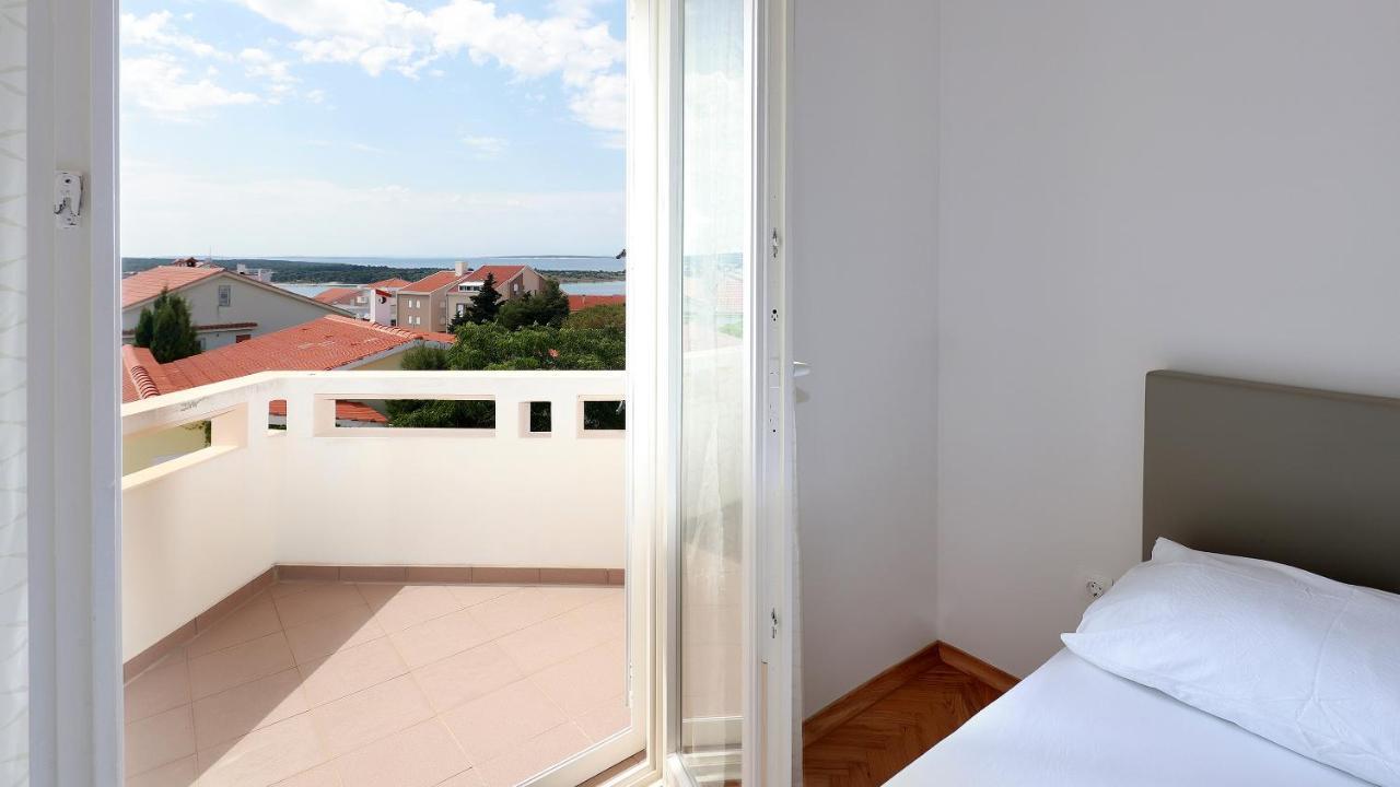 Apartments Tomy Novalja Dış mekan fotoğraf