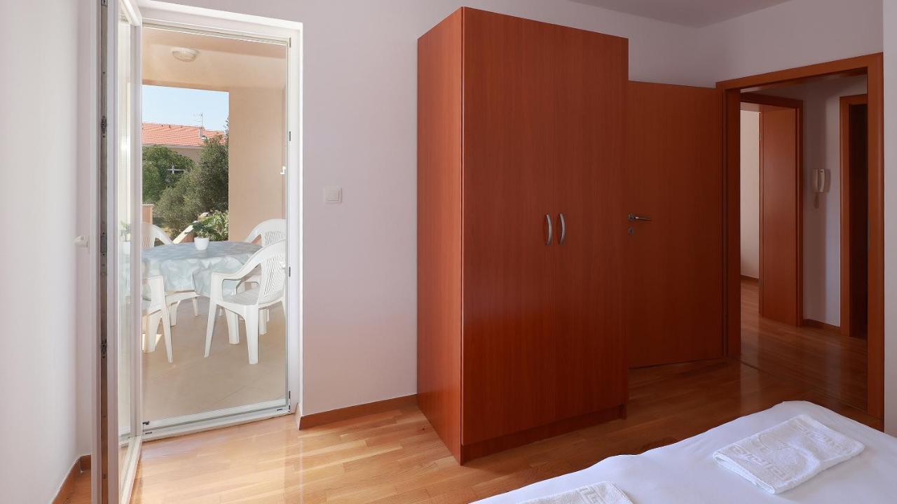 Apartments Tomy Novalja Dış mekan fotoğraf
