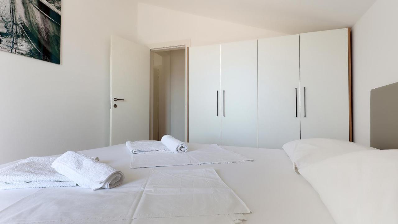 Apartments Tomy Novalja Dış mekan fotoğraf